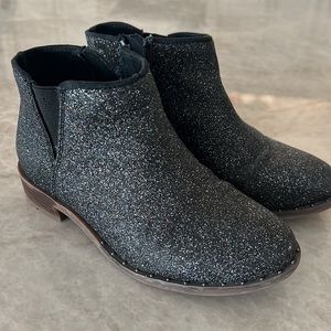 EUC • Old Navy Black Sparkle Booties • Size 12